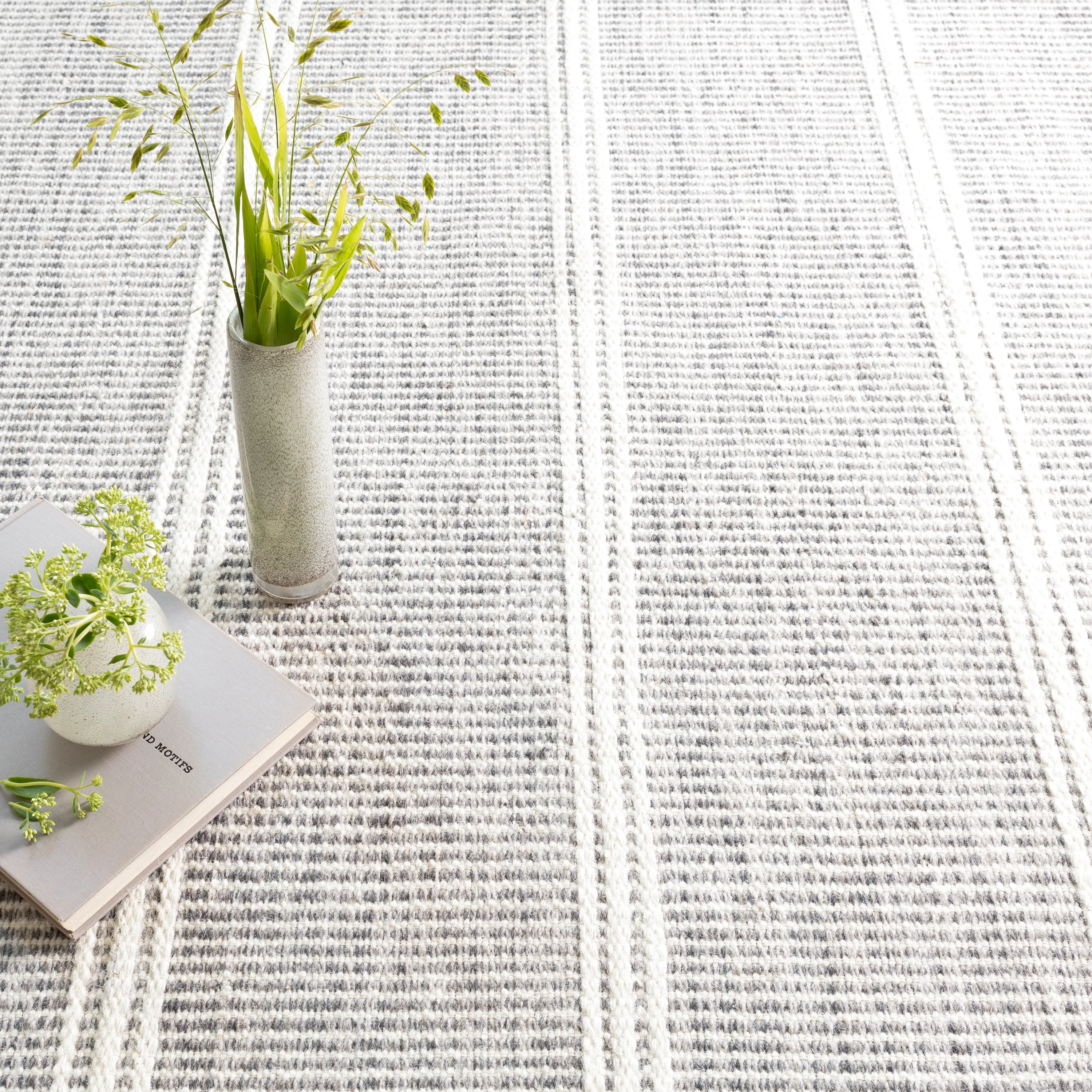 Dash & Albert Malta Grey Woven Wool Rug